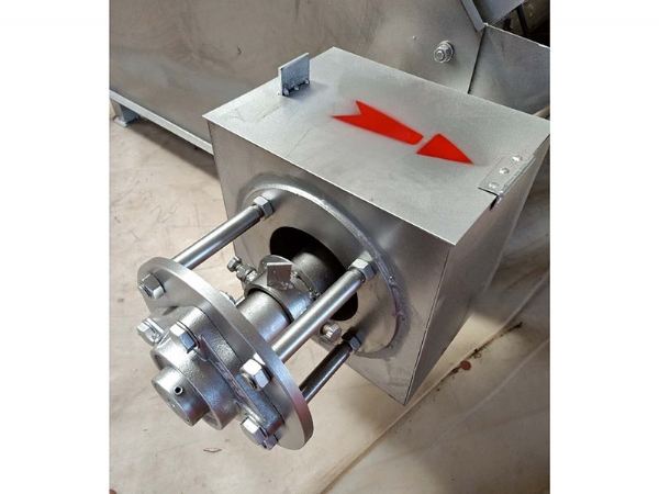 污水處理設(shè)備